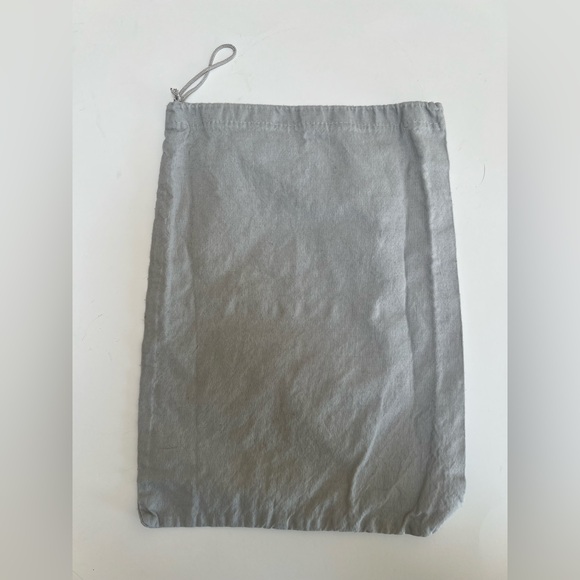 Manolo Blahnik Gray Dust Bag - Picture 3 of 3